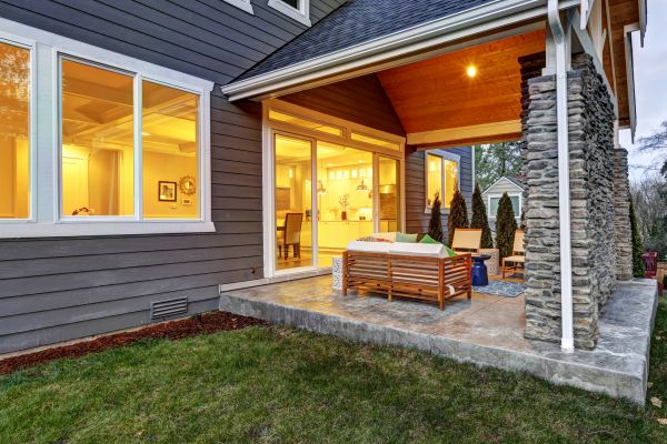 Cost of Back Porch Construction in Plymouth